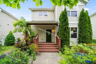Main picture of 8349 N Bliss St