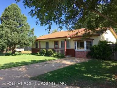 Main picture of 104 Lockwood Dr
