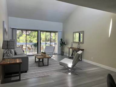 Main picture of 1016 Continentals Way