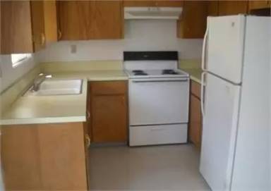 Main picture of 213-221 NW 7th St