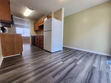 Main picture of 1616 Chris Dr