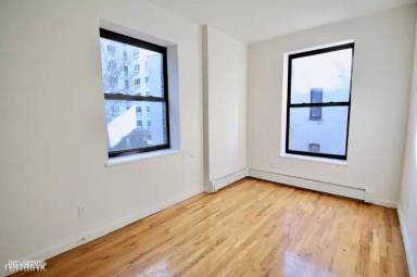 Main picture of 310 West 116th St