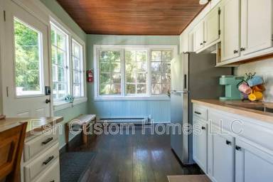 Main picture of 419 W Orange St