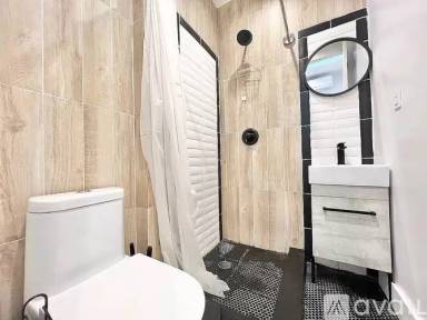 Main picture of 879 Cypress Ave