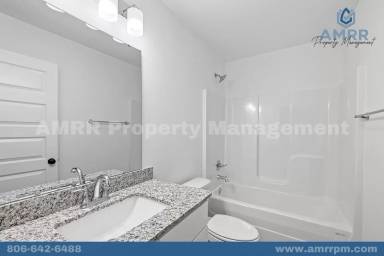 Main picture of 1114 SW 3rd Ave