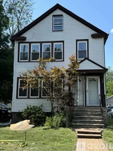 Main picture of 182 Greenbrook Rd