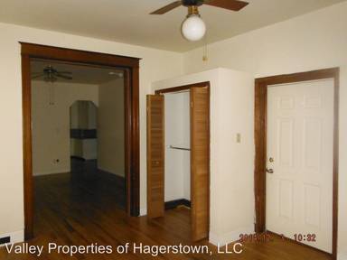 Main picture of 111 East Ave