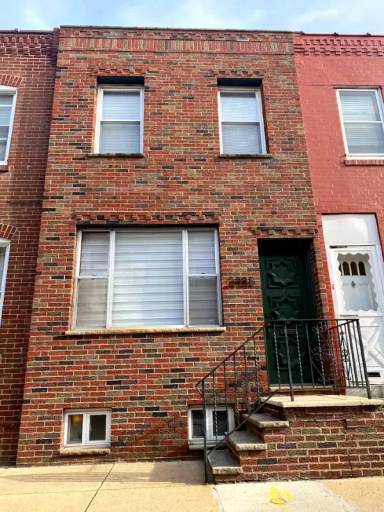 Main picture of 2985 Tilton St