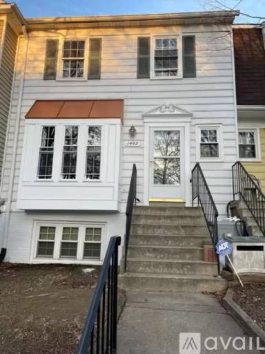 Main picture of 1492 Chatham Ct