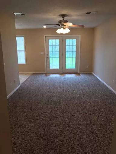Main picture of 130 Darby Woods Ct