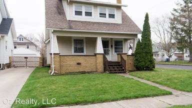 Main picture of 4204 N Lockwood Ave