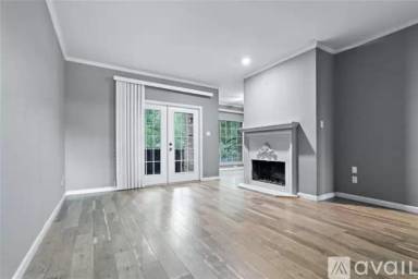 Main picture of 9801 Royal Ln
