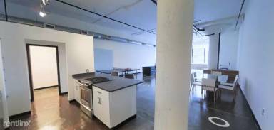 Main picture of 828 Ralph McGill Blvd NE