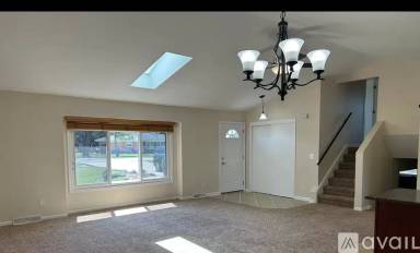 Main picture of 8 3rd Ave SW