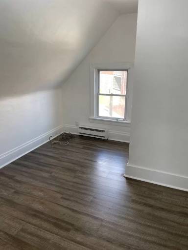 Main picture of 322 3rd St