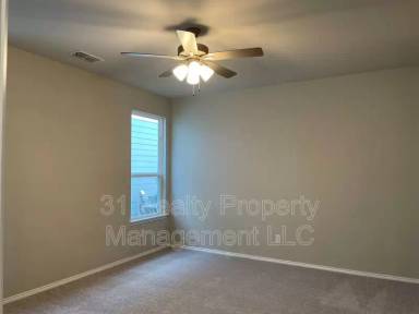 Main picture of 6009 Pitcher Way