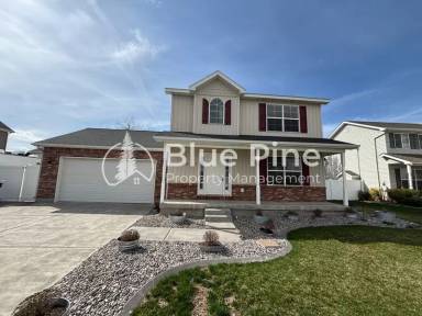 Main picture of 1624 Summer Way