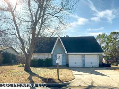 Main picture of 909 W Atlanta Ct