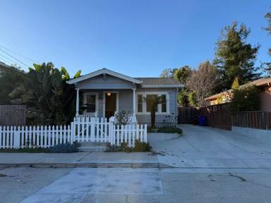 Main picture of 323 Mountain View Ave