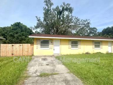 Main picture of 2437 S Mills Ave