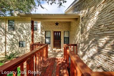 Main picture of 6817 Bayridge Ter