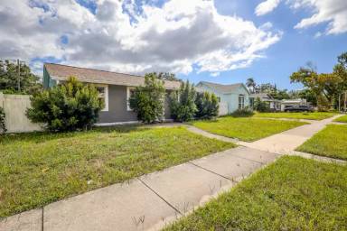 Main picture of 4220 38th Ave N