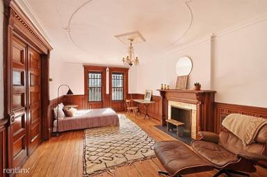 Main picture of 287 Park Pl