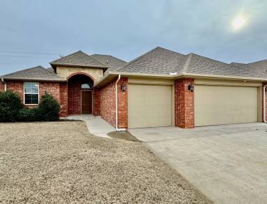 Main picture of 8200 NW 158th St