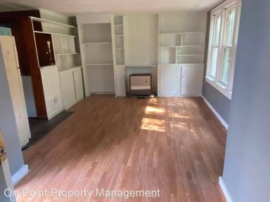 Main picture of 109 W Green St 109 Grn St