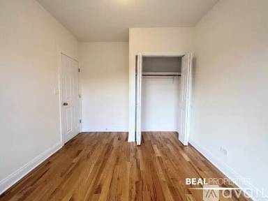 Main picture of 620-30 W Cornelia Ave