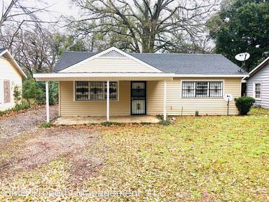 Main picture of 301 E Park Ave