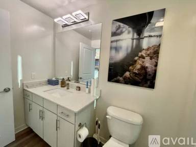 Main picture of 1100 Apex