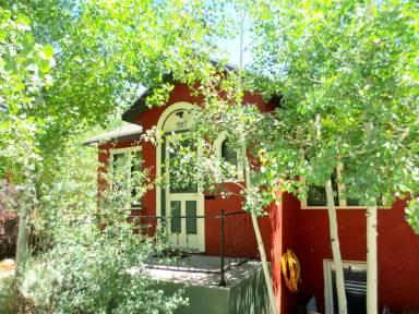 Main picture of 707 S 15th St