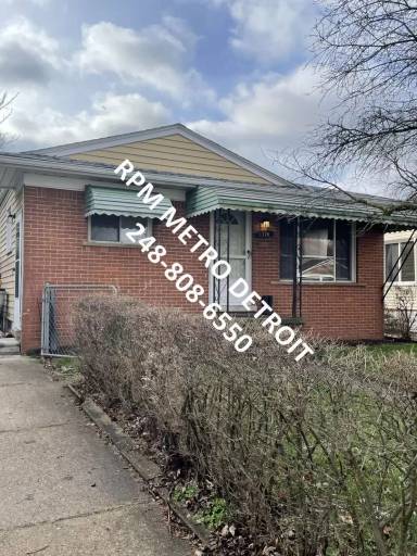 Main picture of 1770 E Jarvis Ave