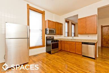 Main picture of 2043 N Sheffield Ave