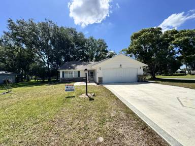 Main picture of 26840 Racquet Cir