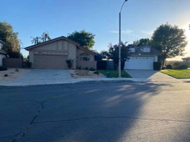 Main picture of 30531 Hollyberry Ln