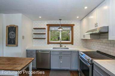 Main picture of 1258 Baldy Rd