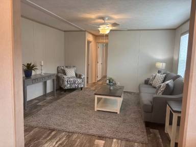Main picture of 1213 Park Dr