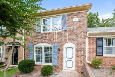 Main picture of 4811 Tower Rd