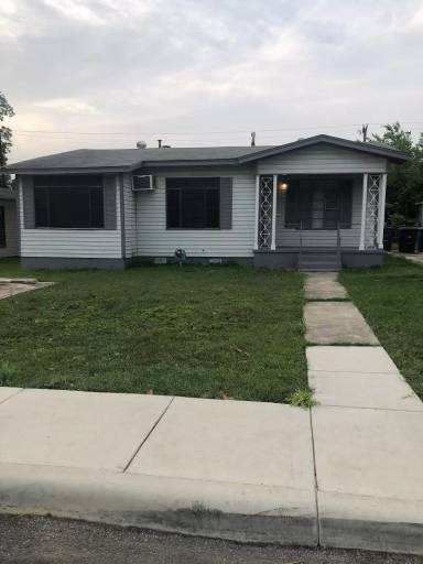 Main picture of 215 Edna