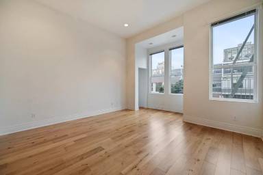 Main picture of 1642 Bush St