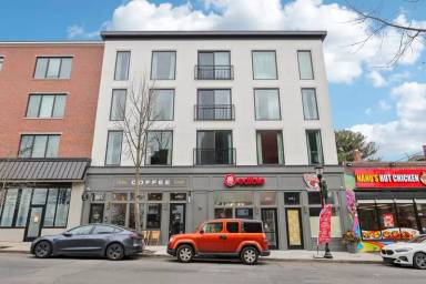 Main picture of 6155 Ridge Ave