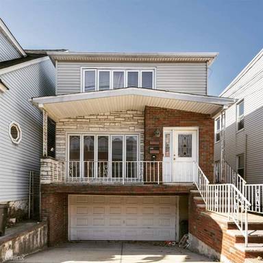 Main picture of 539 Liberty Ave