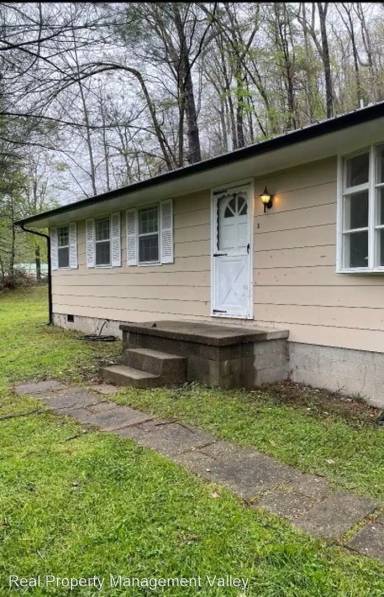 Main picture of 4014 5th Street Rd