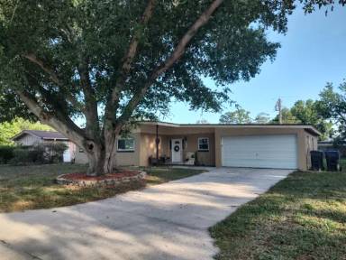 Main picture of 855 Delano Rd