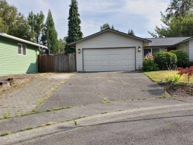 Main picture of 2024 106th Pl SW