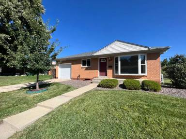 Main picture of 1365 Lucille Ct