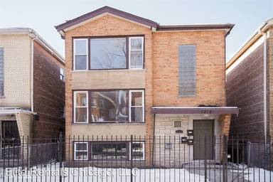 Main picture of 7814 S Essex Ave