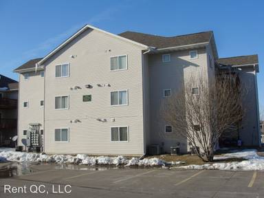 Main picture of 4600 Grand Ave